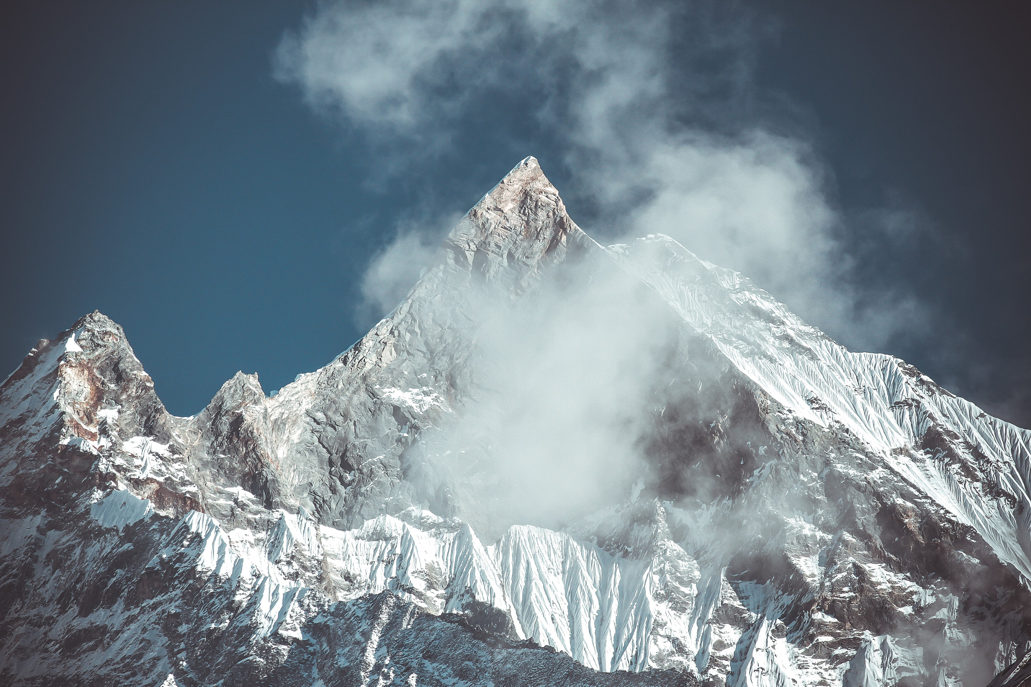 Canon EF 35-80mm f/4-5.6 sample photo. Machapuchare photography