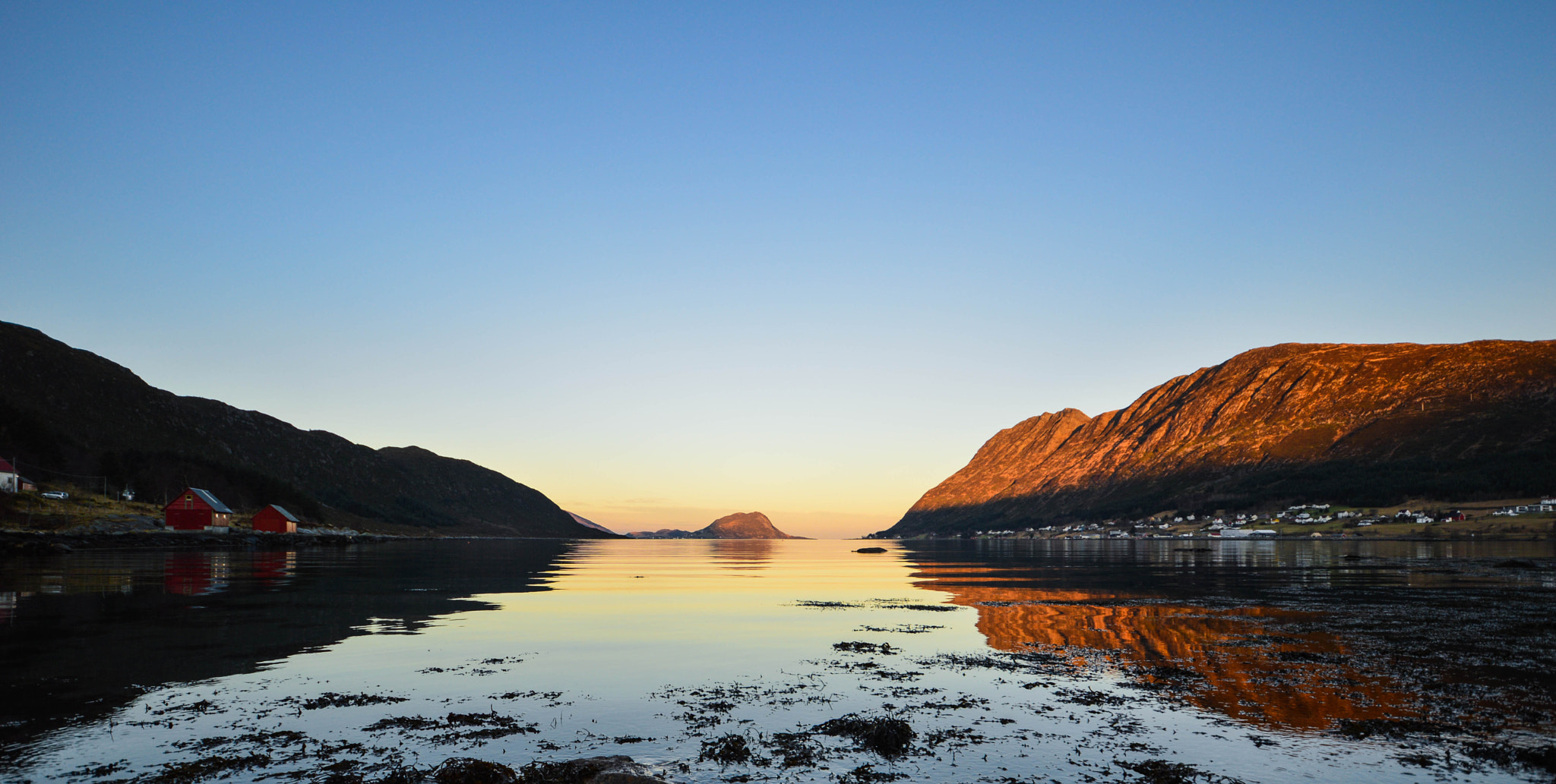 Nikon D3200 + Sigma 10-20mm F4-5.6 EX DC HSM sample photo. View from home photography