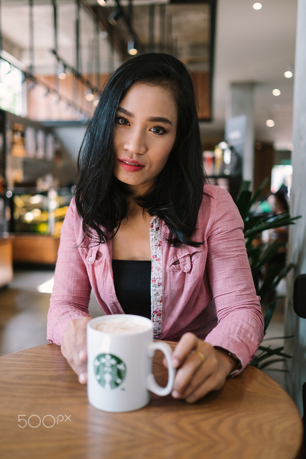 Fujifilm X-T10 + Fujifilm XF 23mm F1.4 R sample photo. Coffee with nora photography