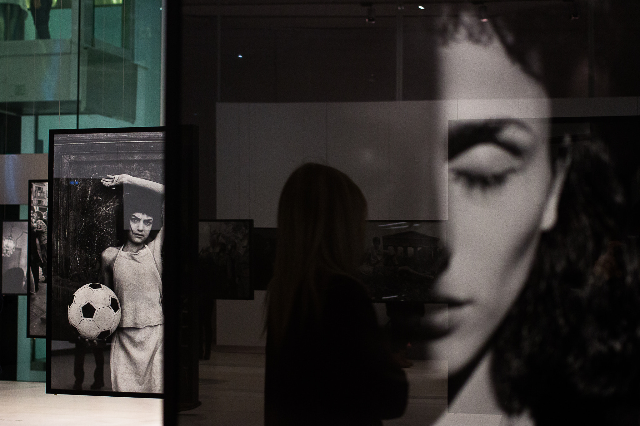 Canon EOS 70D + Canon EF 40mm F2.8 STM sample photo. The mirror of the soul photography