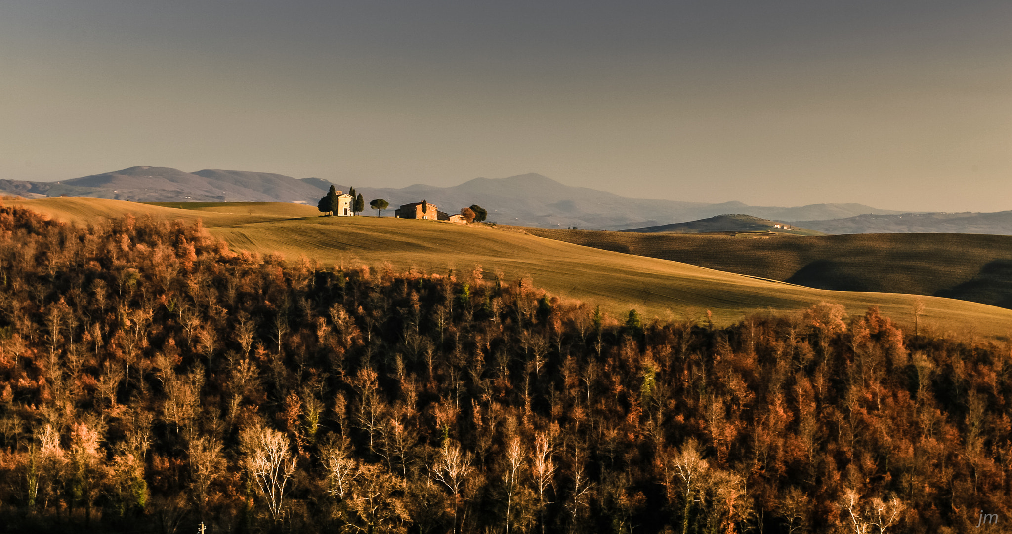 Canon EOS 30D + Canon EF 17-40mm F4L USM sample photo. Tuscany brown photography