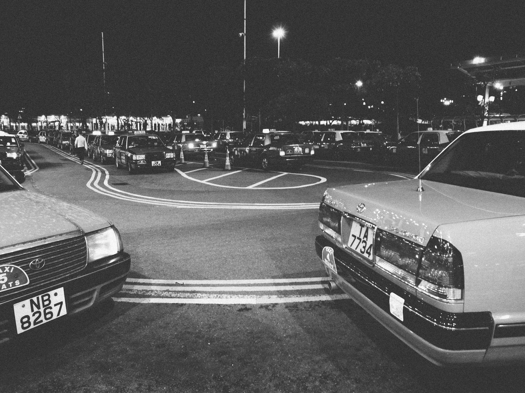RICOH GR LENS sample photo. Taxi photography