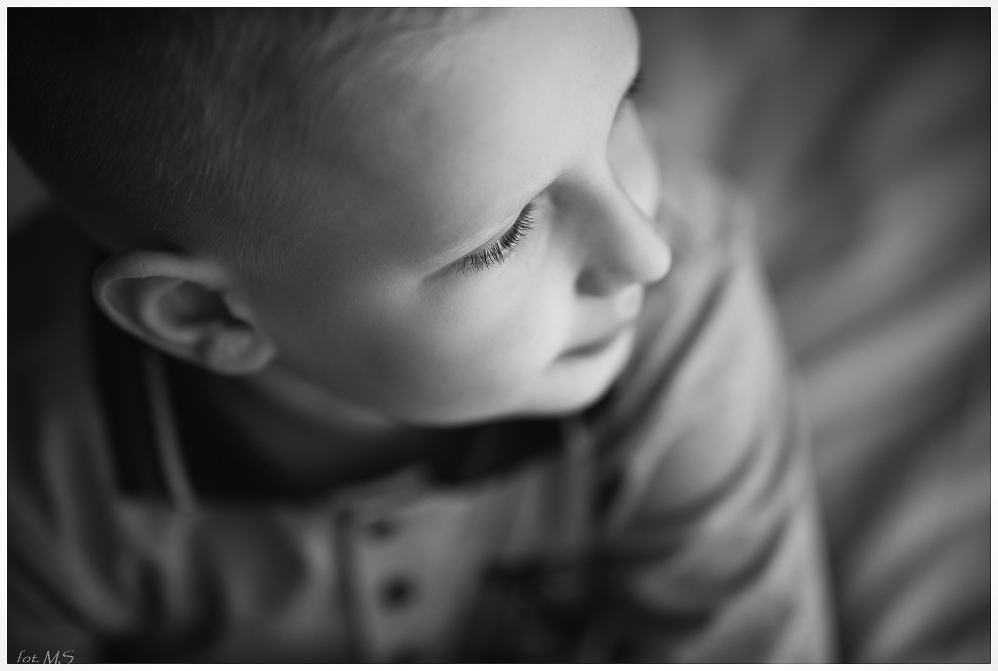 Nikon D750 + Sigma 105mm F2.8 EX DG Macro sample photo. Edit photography