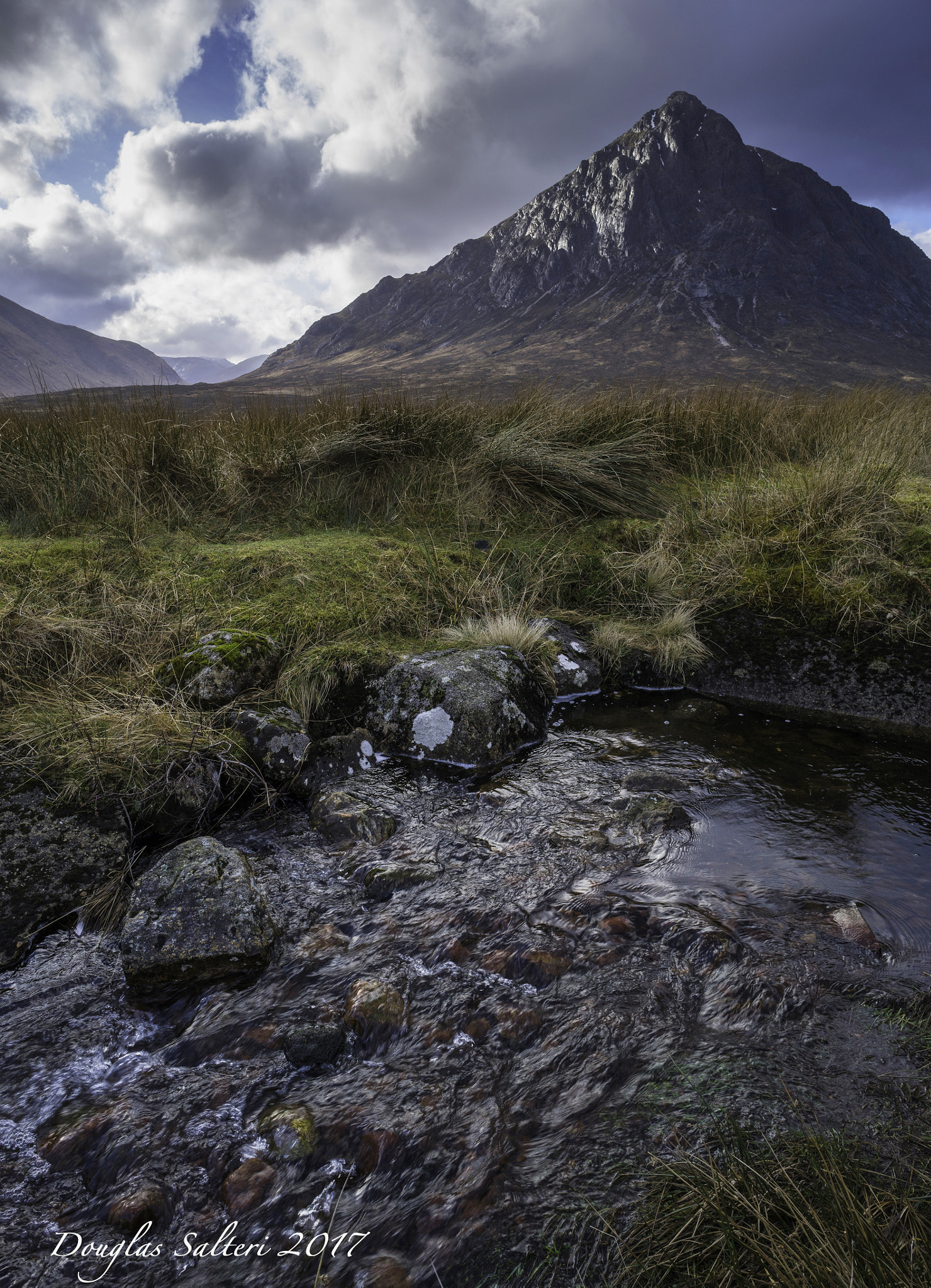 E 21mm F2.8 sample photo. A wee burn lighter version... photography