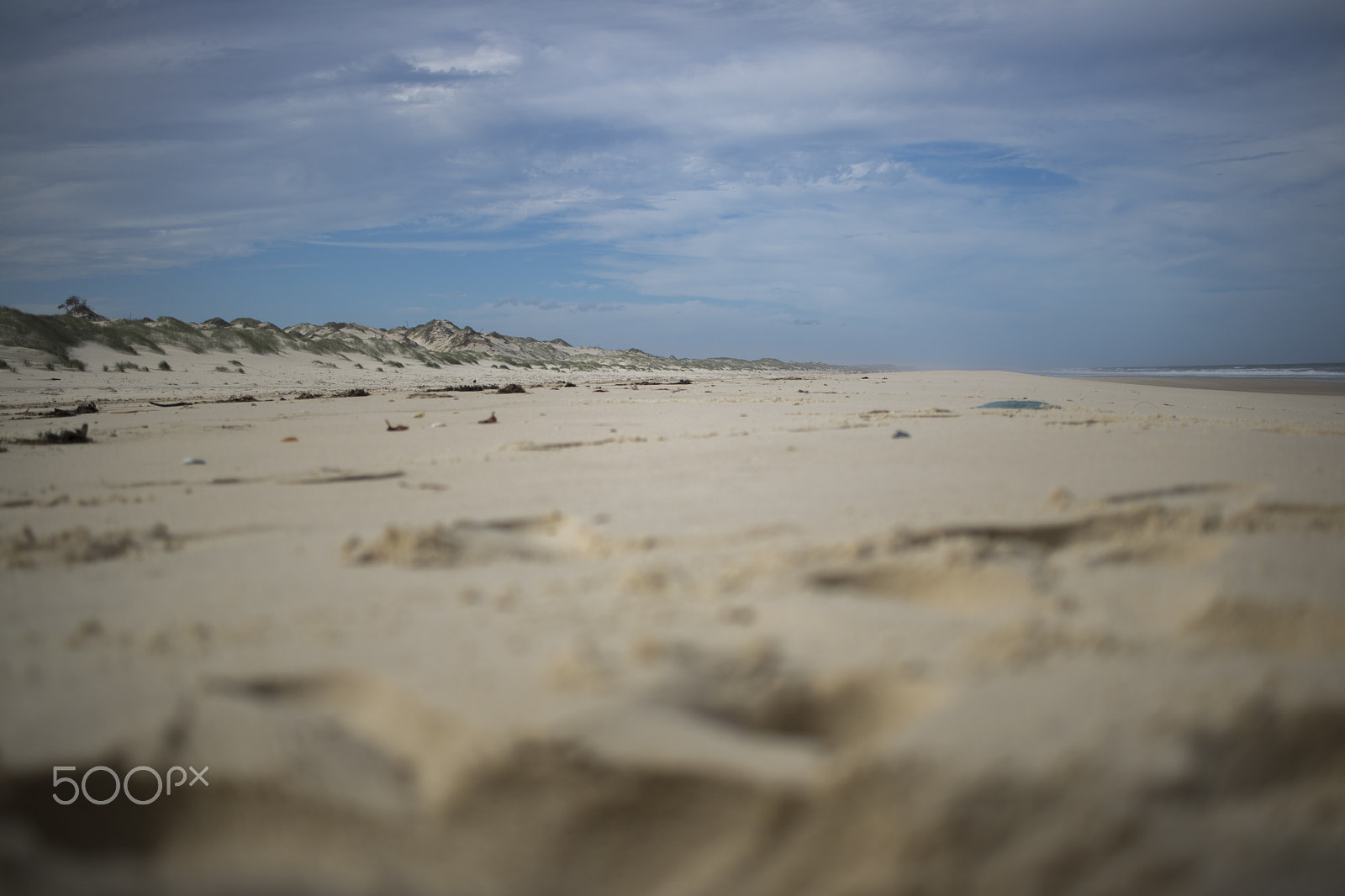 Canon EF-S 24mm F2.8 STM sample photo. Stradbroke beach far focus photography
