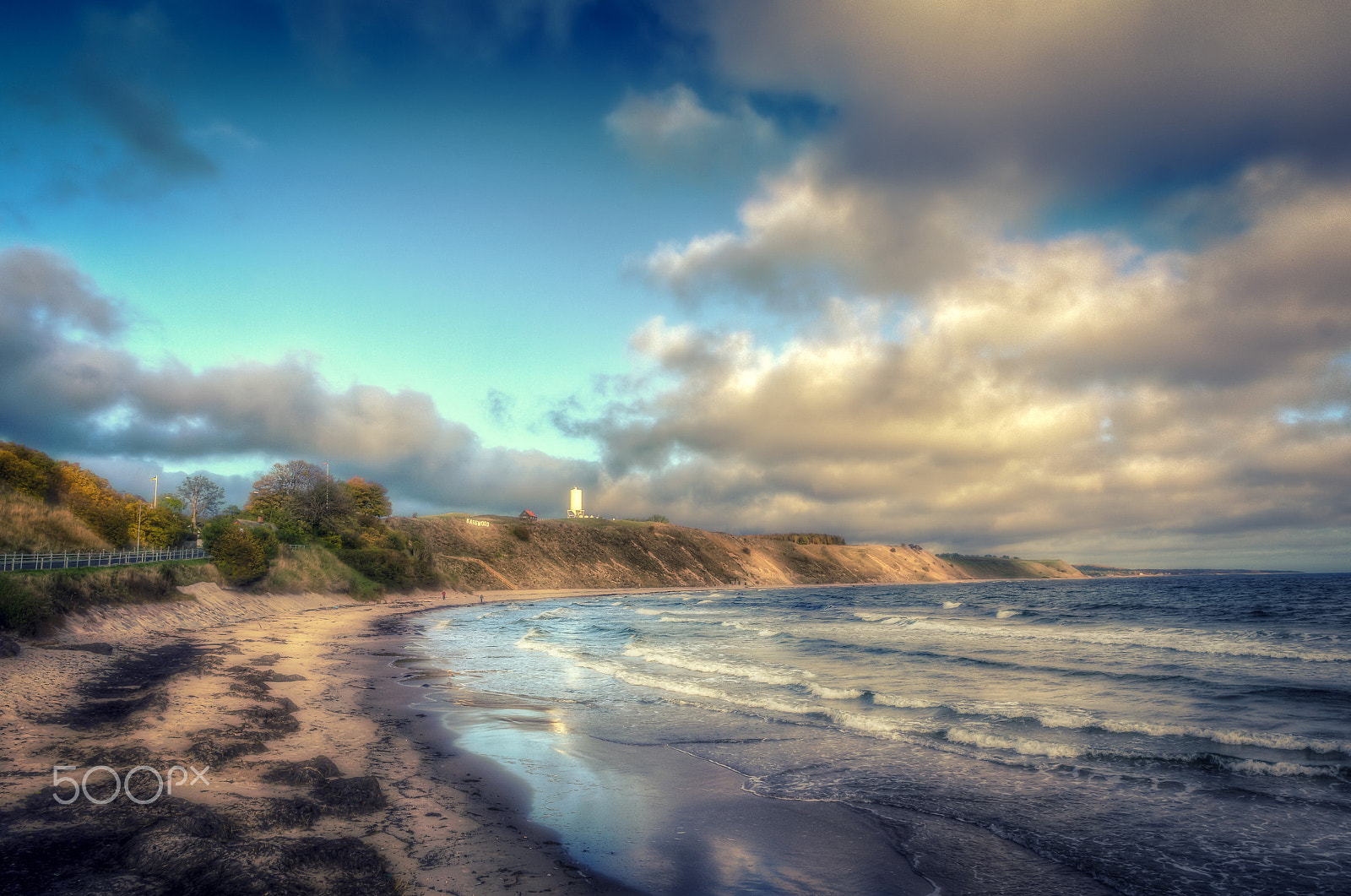 Samsung NX11 sample photo. Clouds at the bay photography