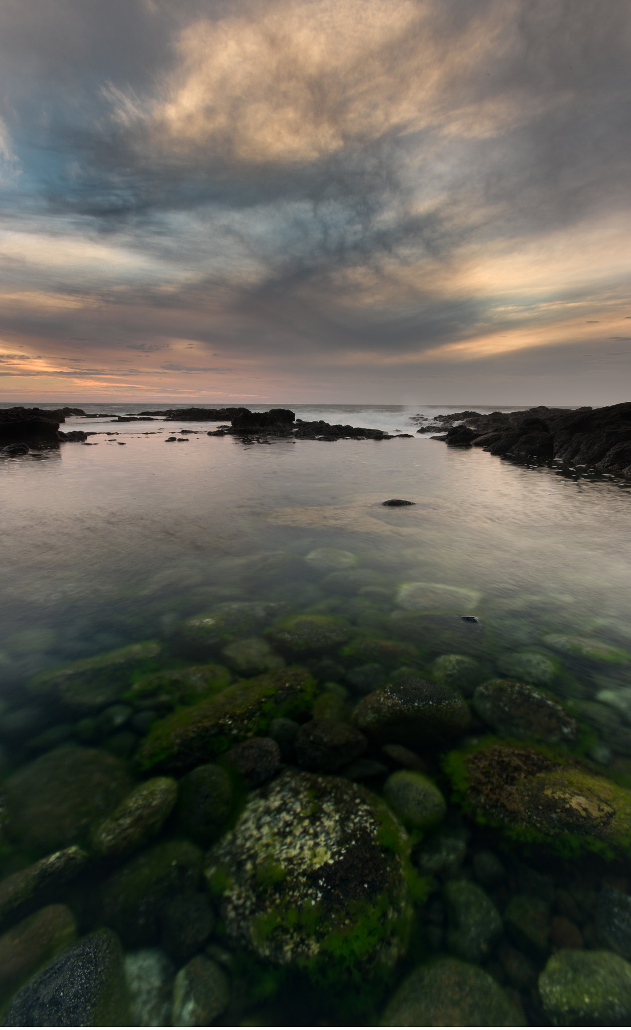 Sigma AF 10-20mm F4-5.6 EX DC sample photo. Rocks in a pool photography