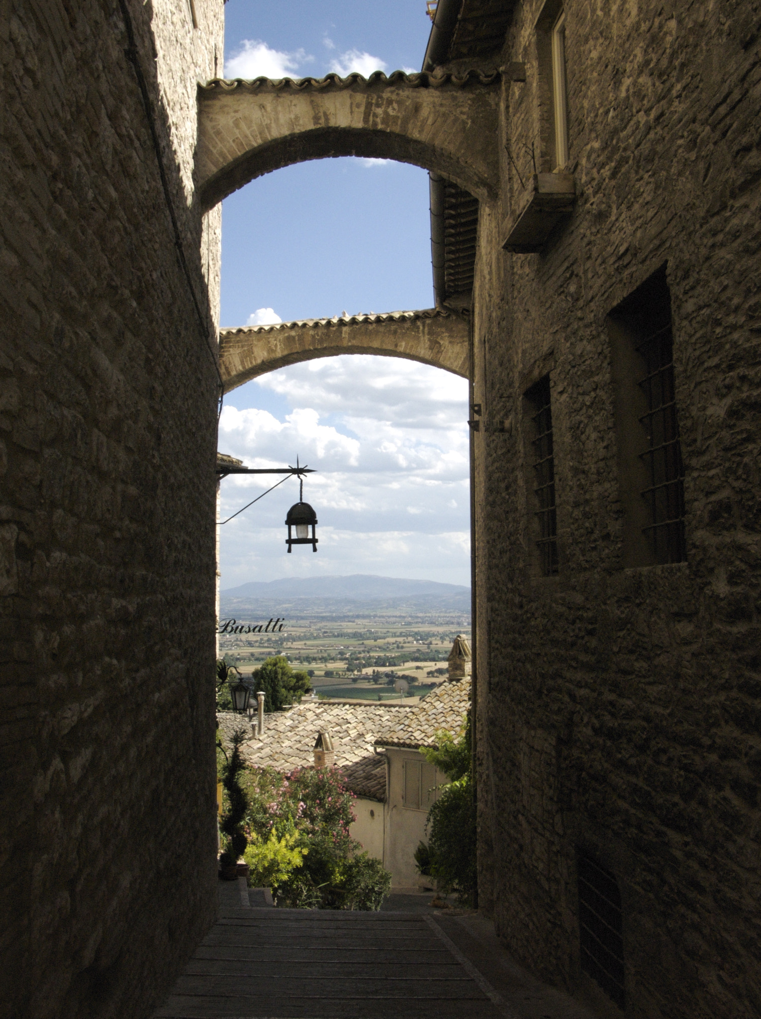 Nikon E8700 sample photo. Assisi view photography