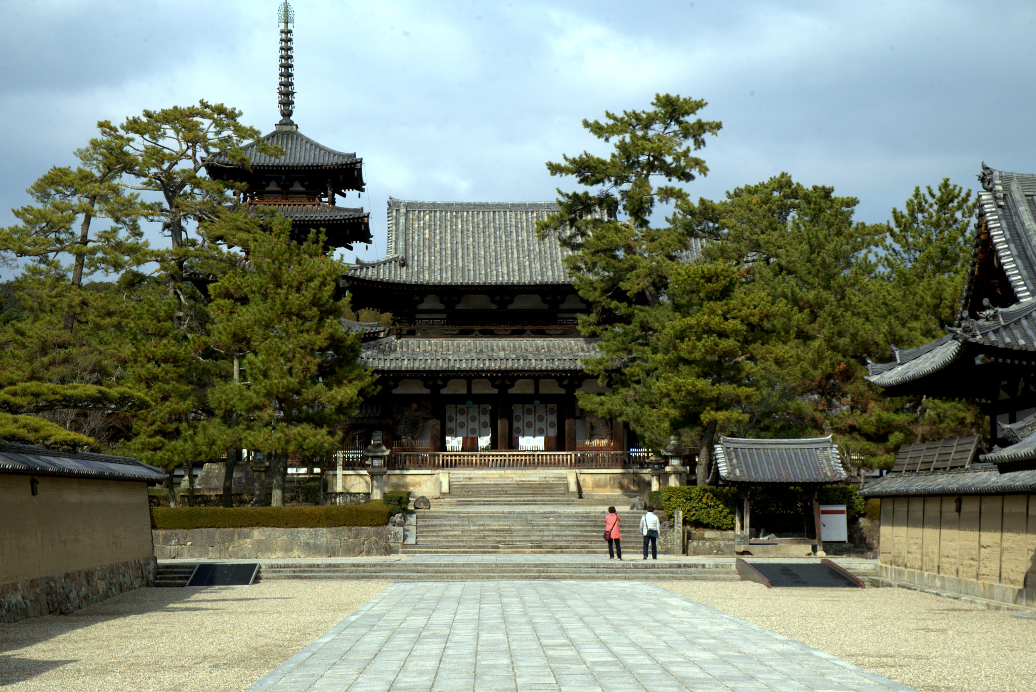 Canon EF 28-105mm f/3.5-4.5 USM sample photo. Horyuji, nara, japan photography