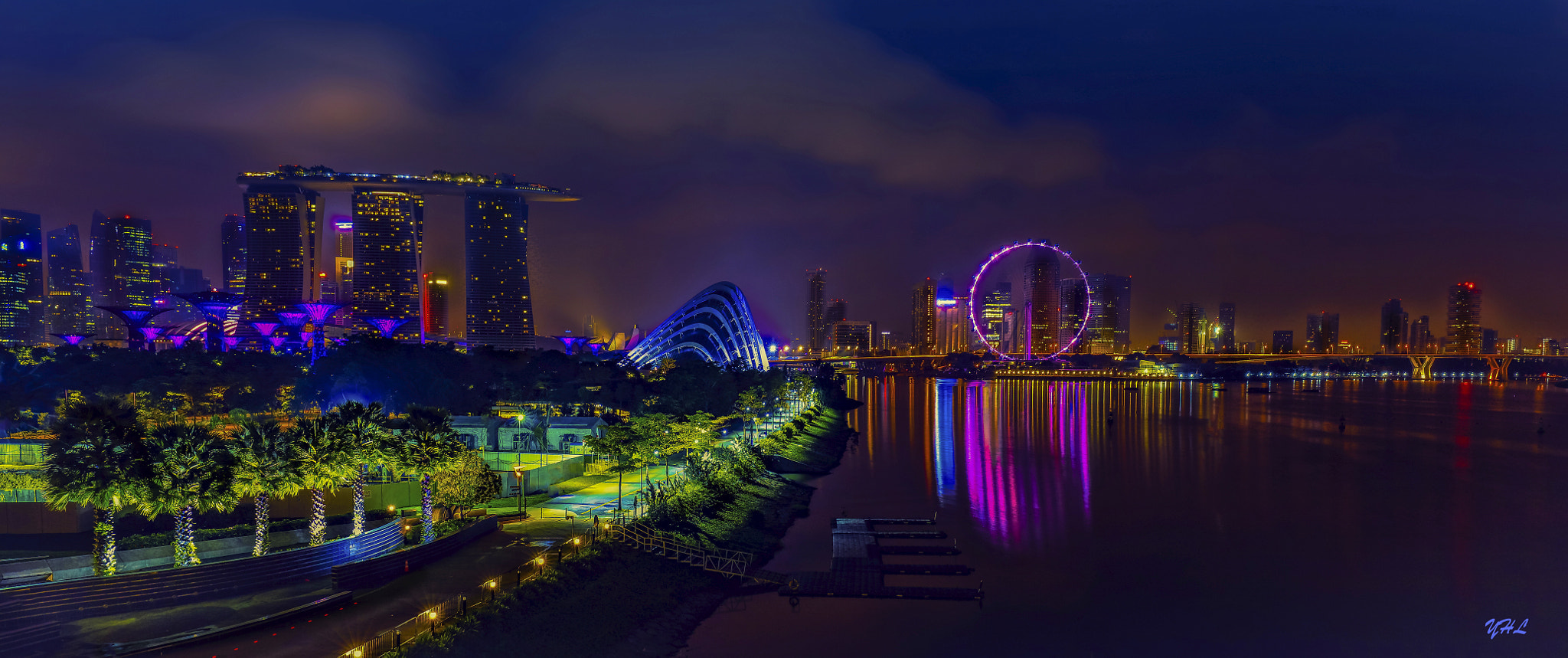 Canon EOS 5DS + Canon EF 16-35mm F4L IS USM sample photo. Singapore marina bay morning photography