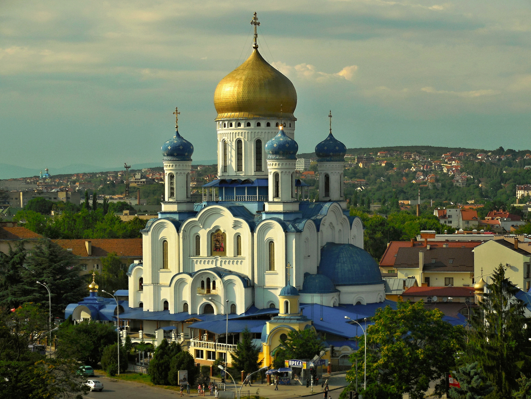 Nikon Coolpix L610 sample photo. Orthodox temple of christ the saviour -  uzhgorod - ukraine photography