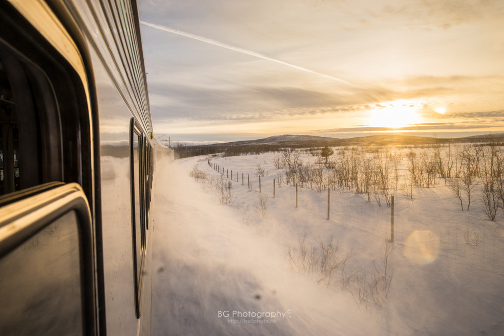 Sony a7 II + Canon EF 85mm F1.2L II USM sample photo. Express train. photography