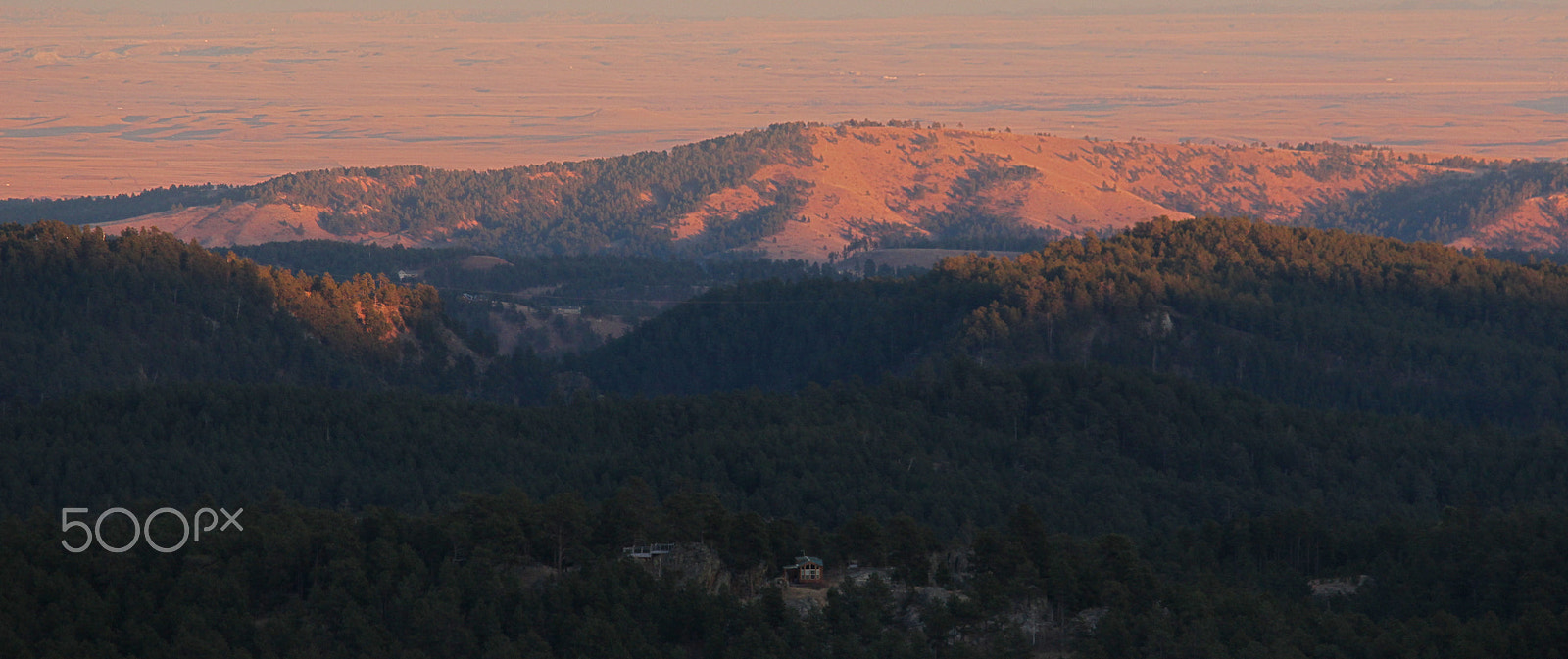 Canon EF-S 55-250mm F4-5.6 IS STM sample photo. The valley and the house photography
