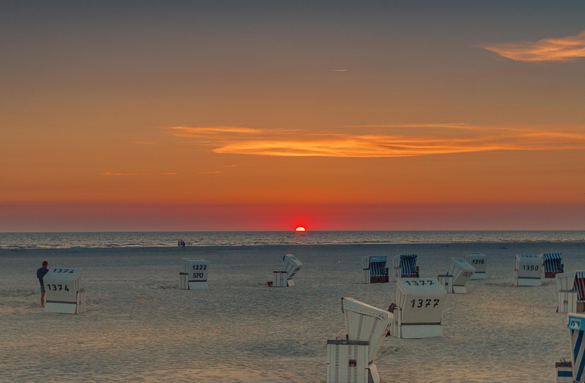 Canon EF-S 18-55mm F3.5-5.6 III sample photo. Sonnenuntergang sommerabend st peter ording photography