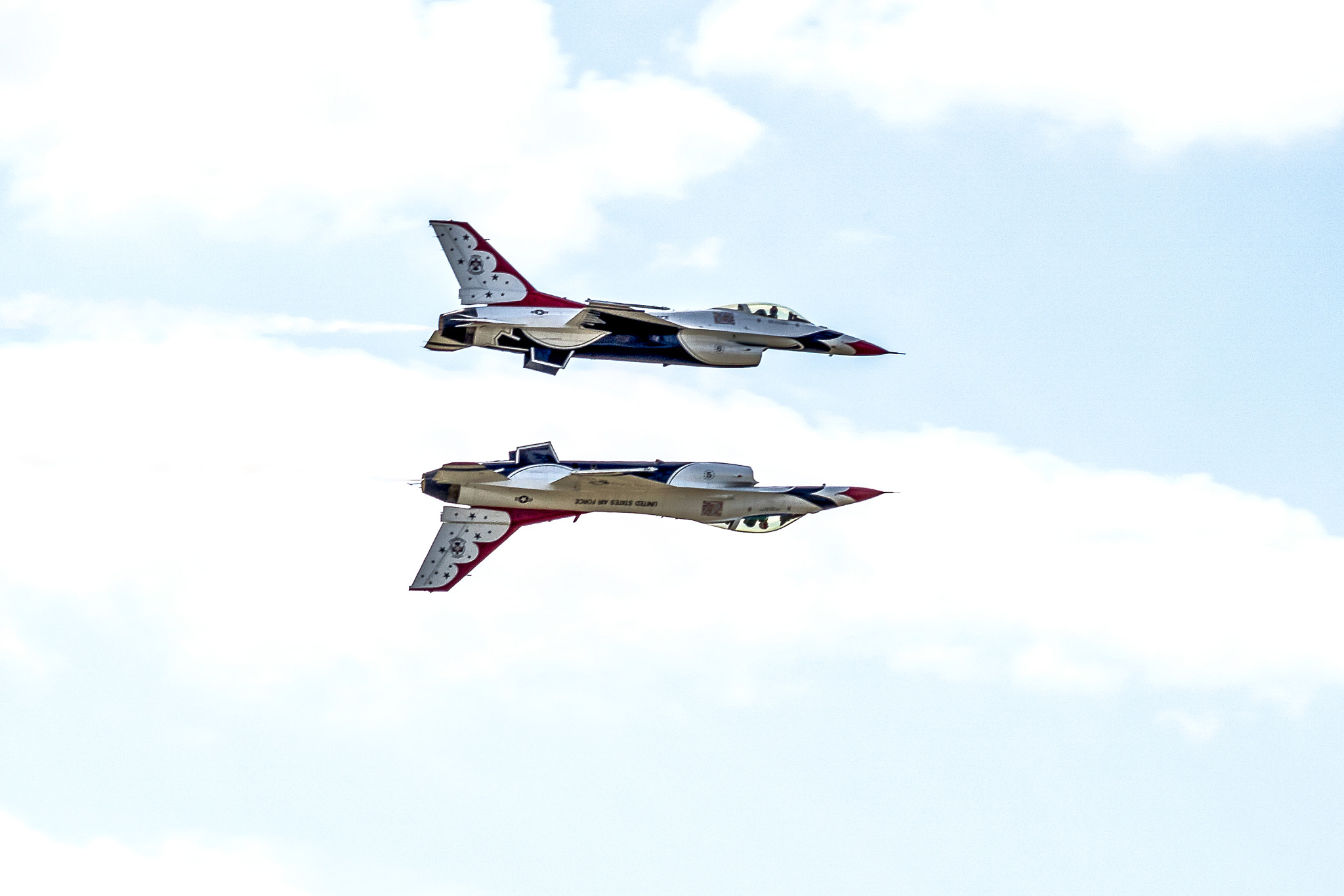 Tamron SP 150-600mm F5-6.3 Di VC USD sample photo. Mirror view photography