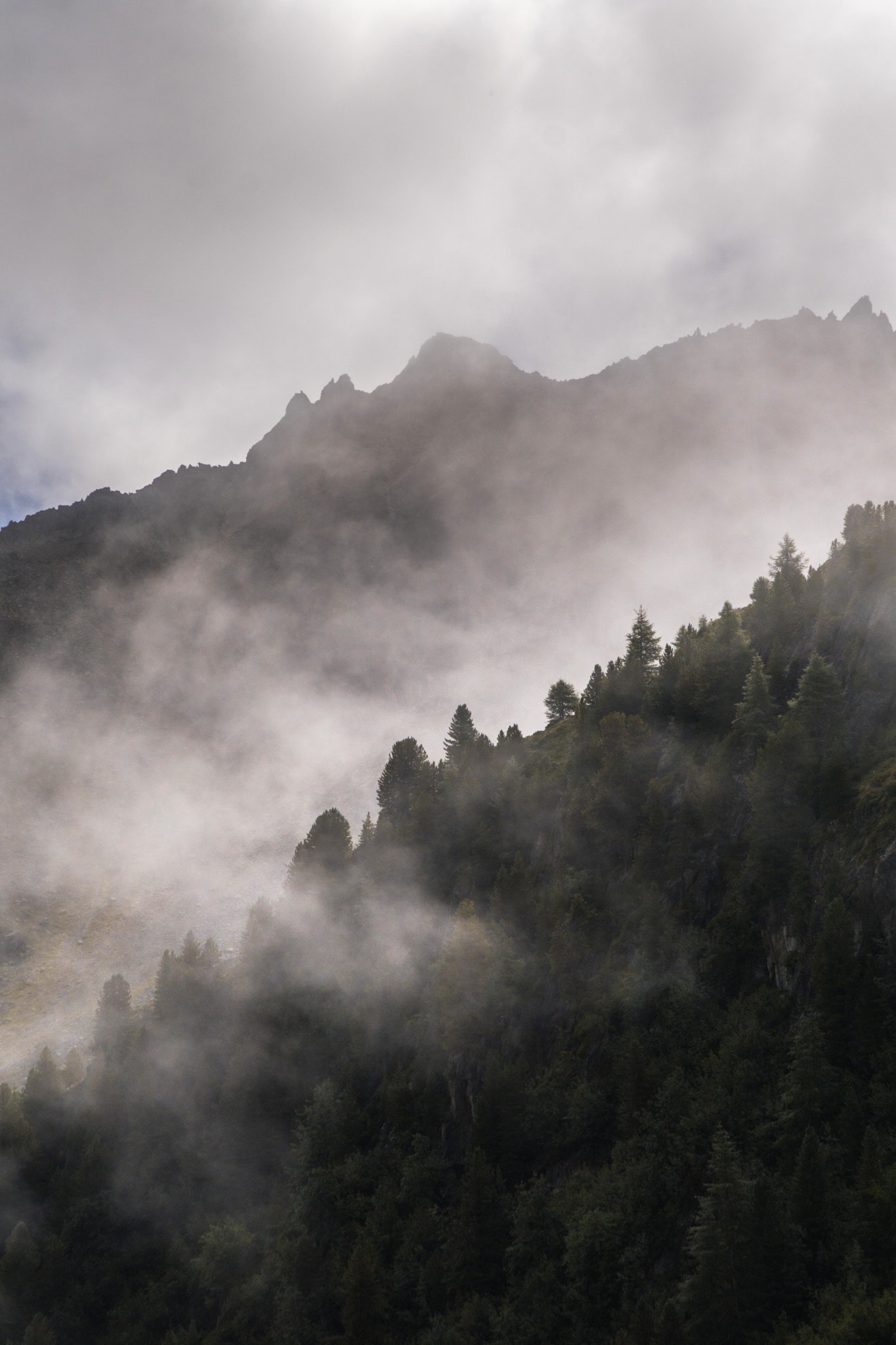 Sony ILCA-77M2 sample photo. Misty mountains photography