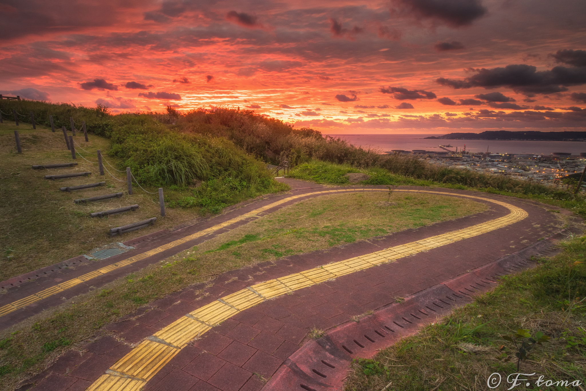Sigma 10-20mm F3.5 EX DC HSM sample photo. Fire in the sky photography