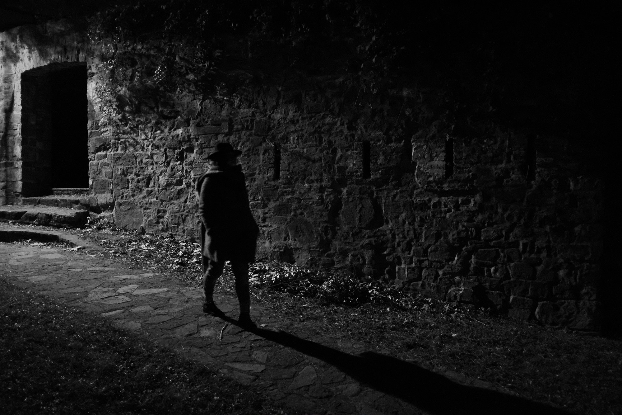 Fujifilm X-E1 + Fujifilm XF 18mm F2 R sample photo. Noir city photography