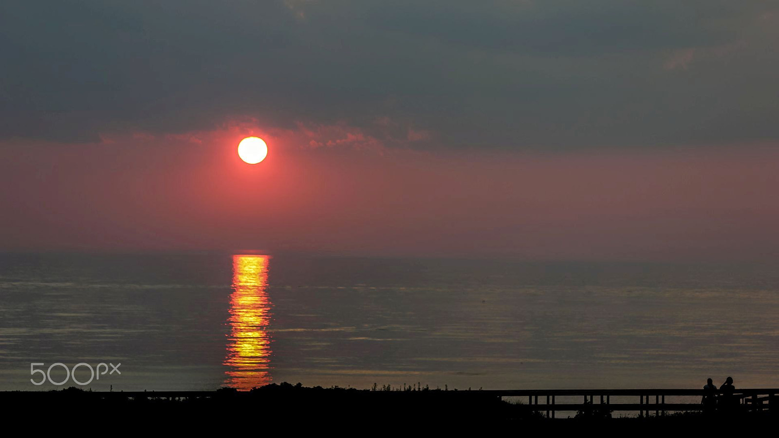 Canon EOS 550D (EOS Rebel T2i / EOS Kiss X4) sample photo. Atlantic summer sunset photography