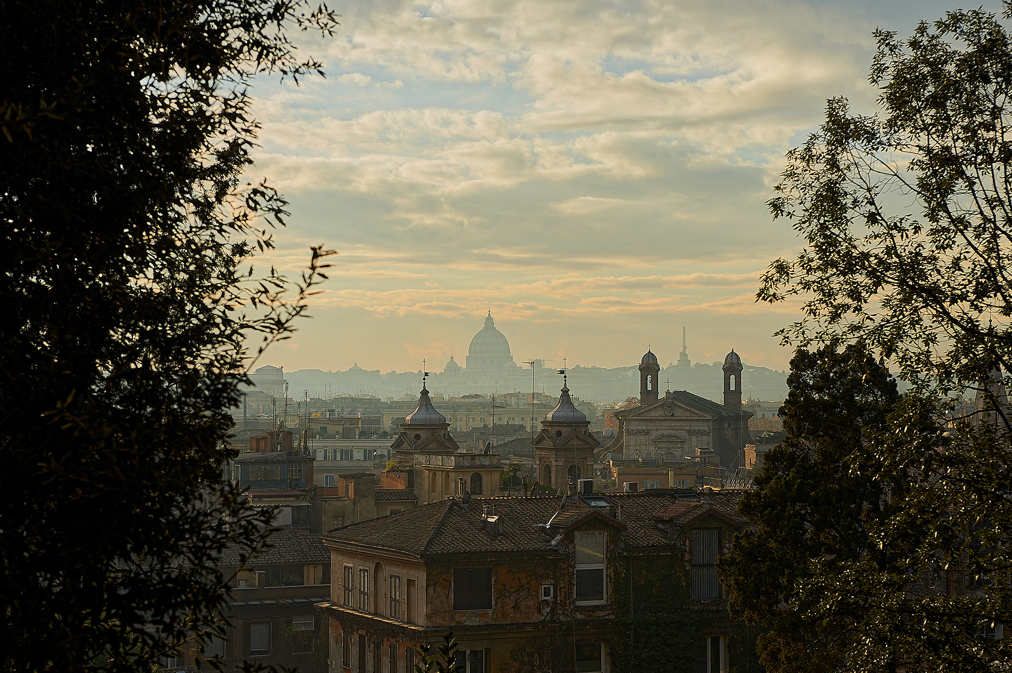 Nikon AF-S NIKKOR 28-70mm f/2.8D IF-ED sample photo. Slice of rome photography