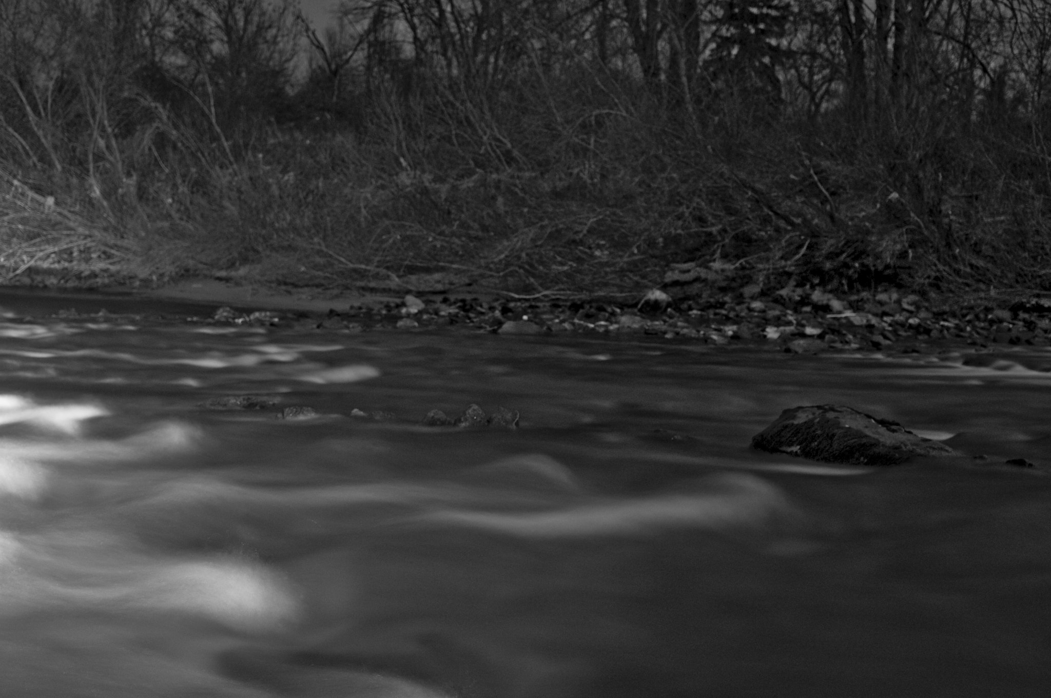 Nikon D300S + Nikon AF-S DX Nikkor 35mm F1.8G sample photo. Water flow photography