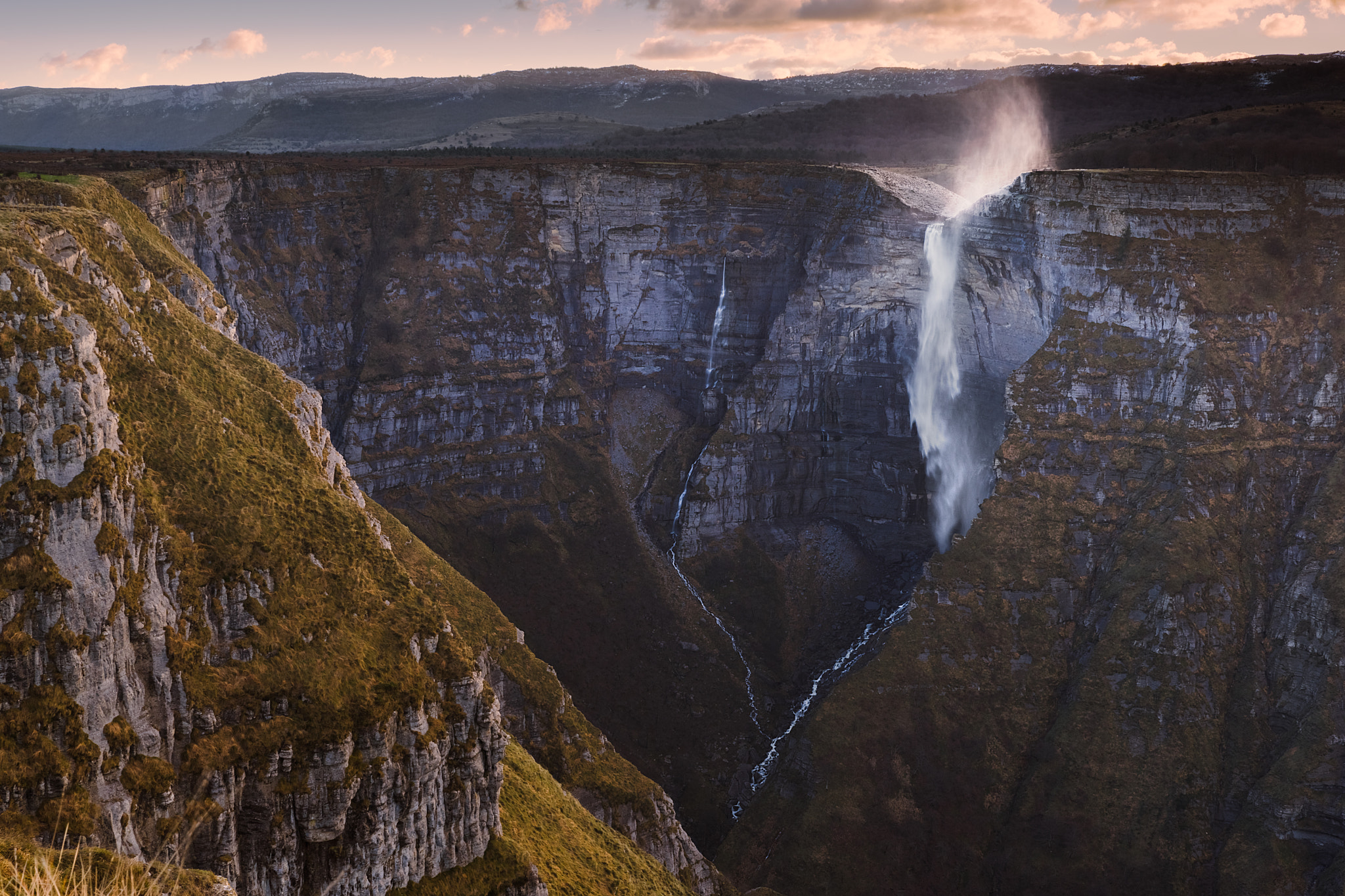 Sony a7 II + Tamron SP 24-70mm F2.8 Di VC USD sample photo. Salto nervión photography