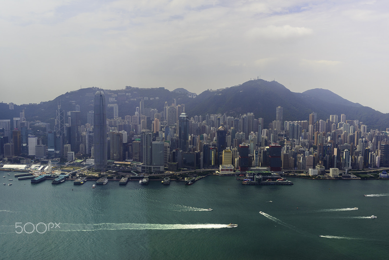 Nikon D610 + Nikon AF-S Nikkor 35mm F1.8G ED sample photo. Hong kong - victoria harbour (central) photography