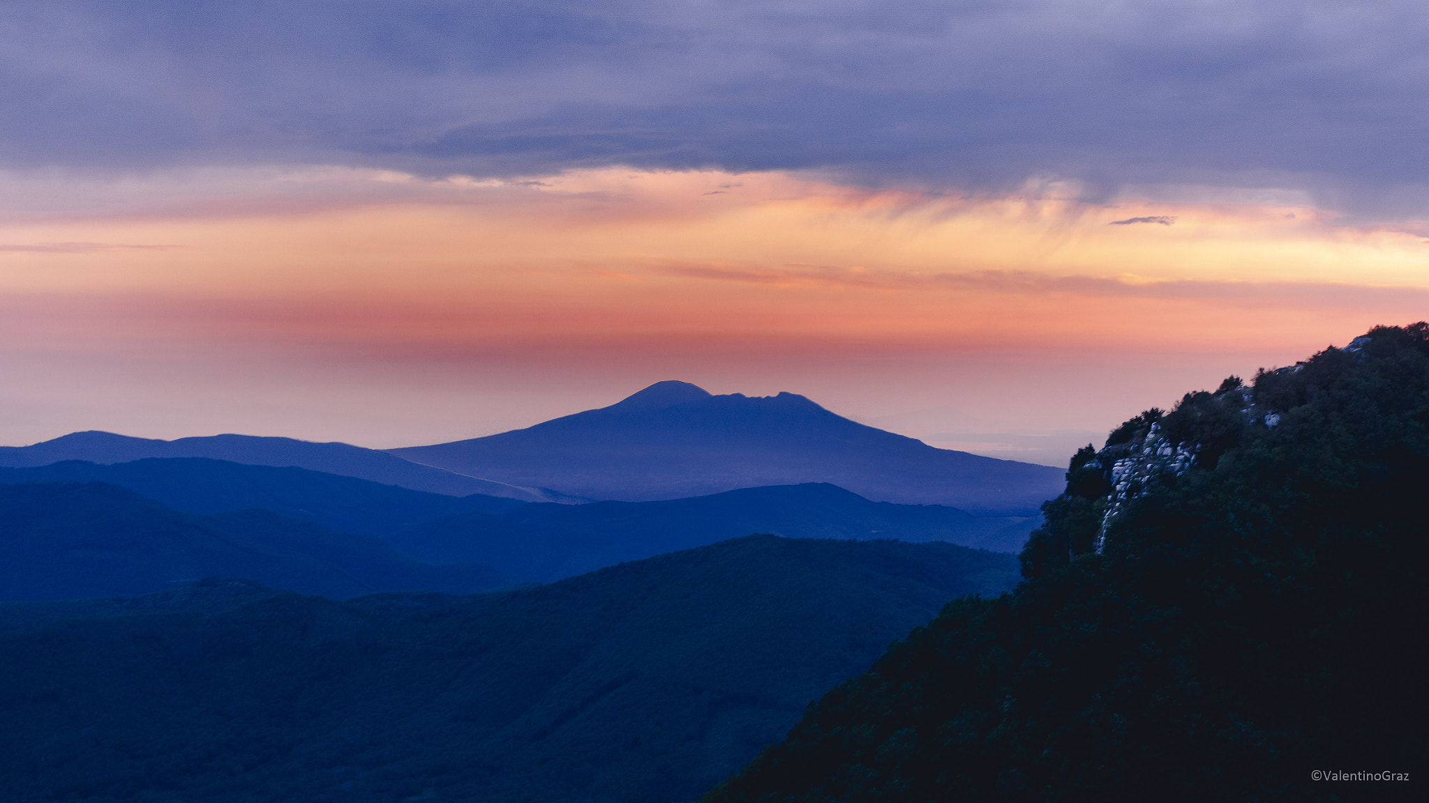 Canon EF-S 24mm F2.8 STM sample photo. Sunset photography