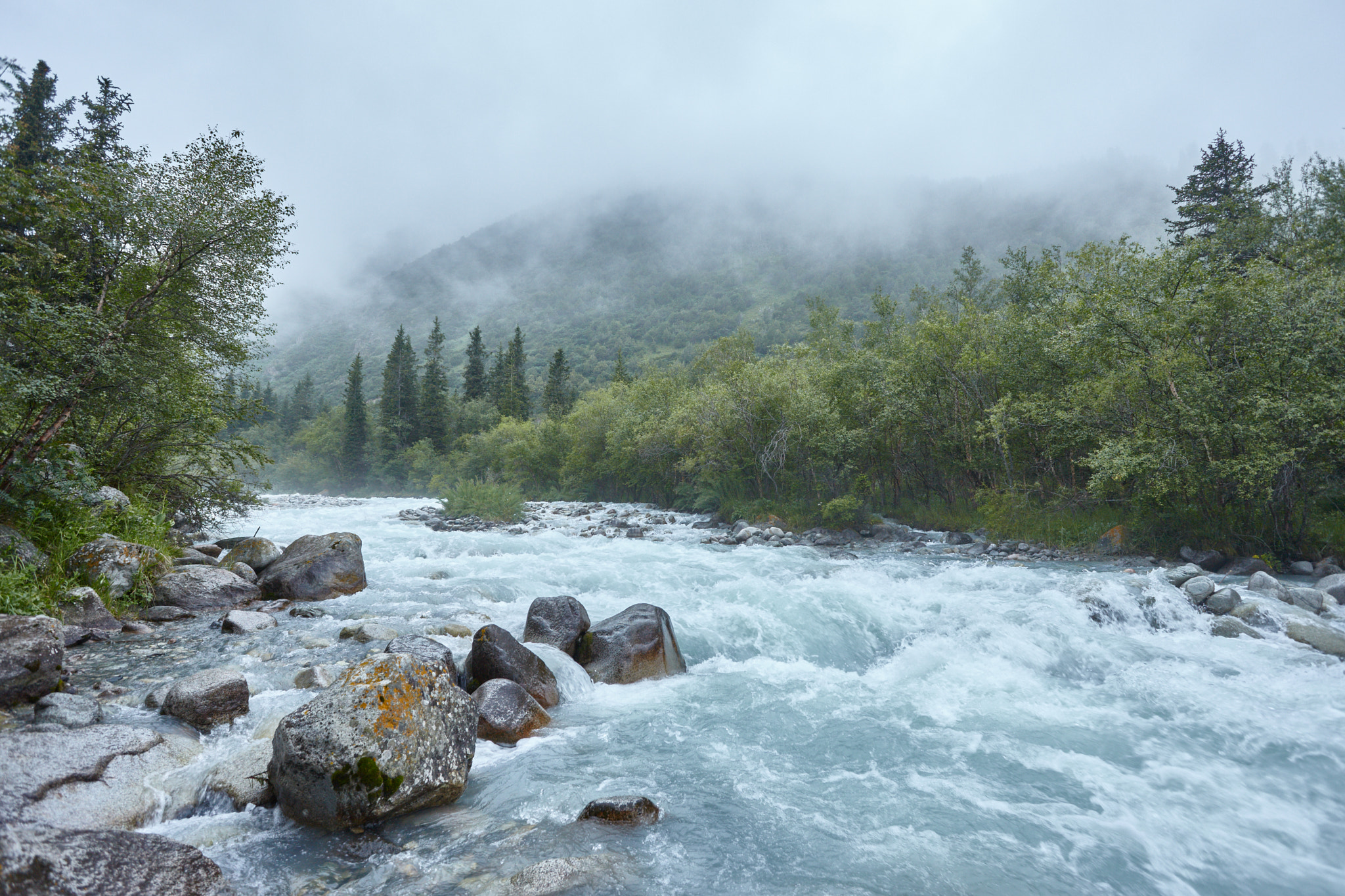 Canon EF 17-40mm F4L USM sample photo. Kyrgyzstan photography