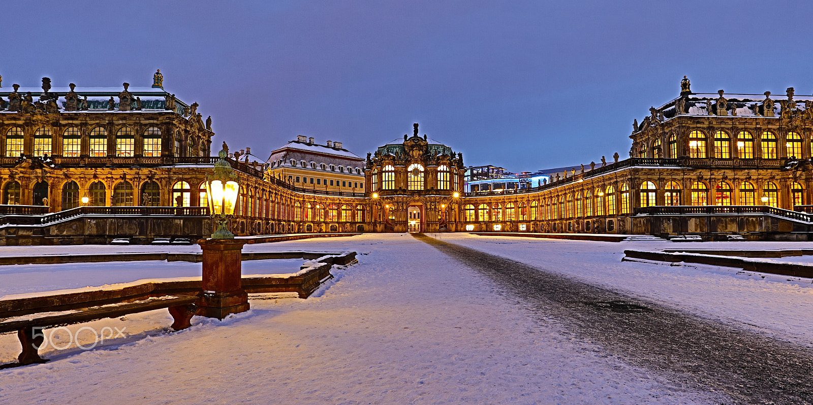 Canon EF 16-35mm F4L IS USM sample photo. Der dresdener zwinger photography