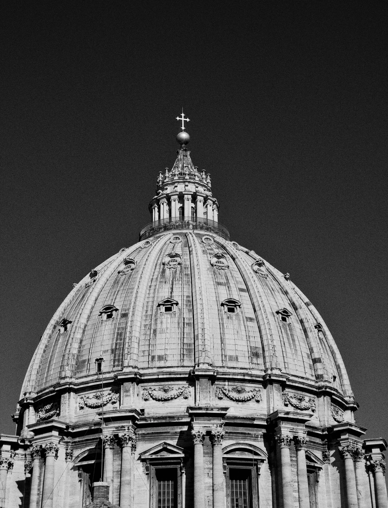 Canon EOS 550D (EOS Rebel T2i / EOS Kiss X4) sample photo. Basilica photography