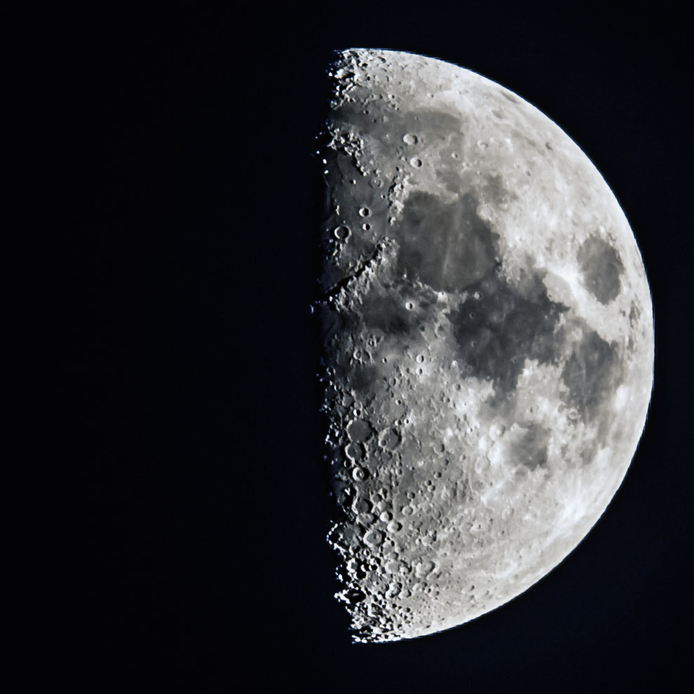 Nikon AF-S Nikkor 200-500mm F5.6E ED VR sample photo. Tonights moon photography