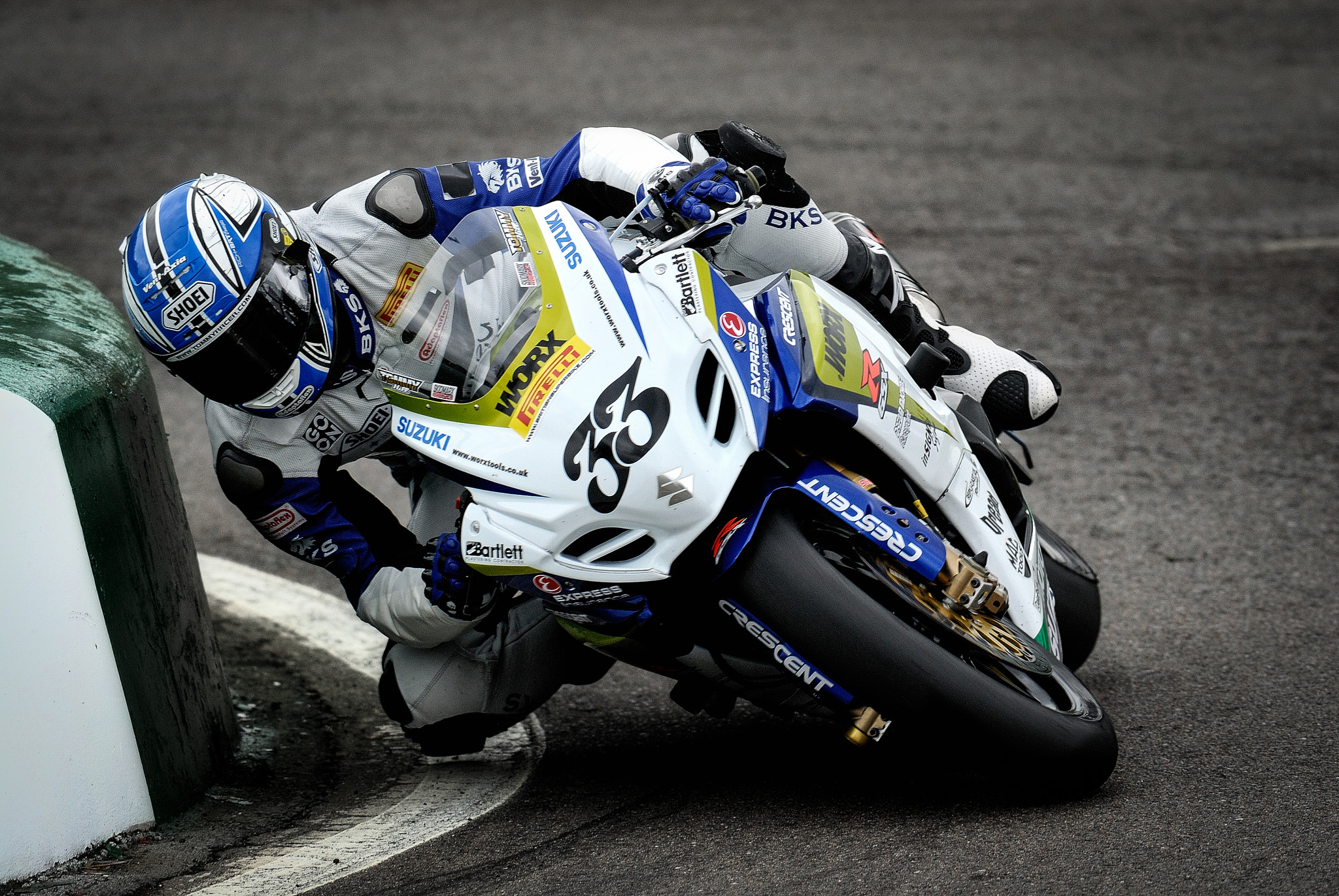 Nikon AF-S Nikkor 300mm F2.8G ED-IF VR sample photo. Tommy hill head banger photography