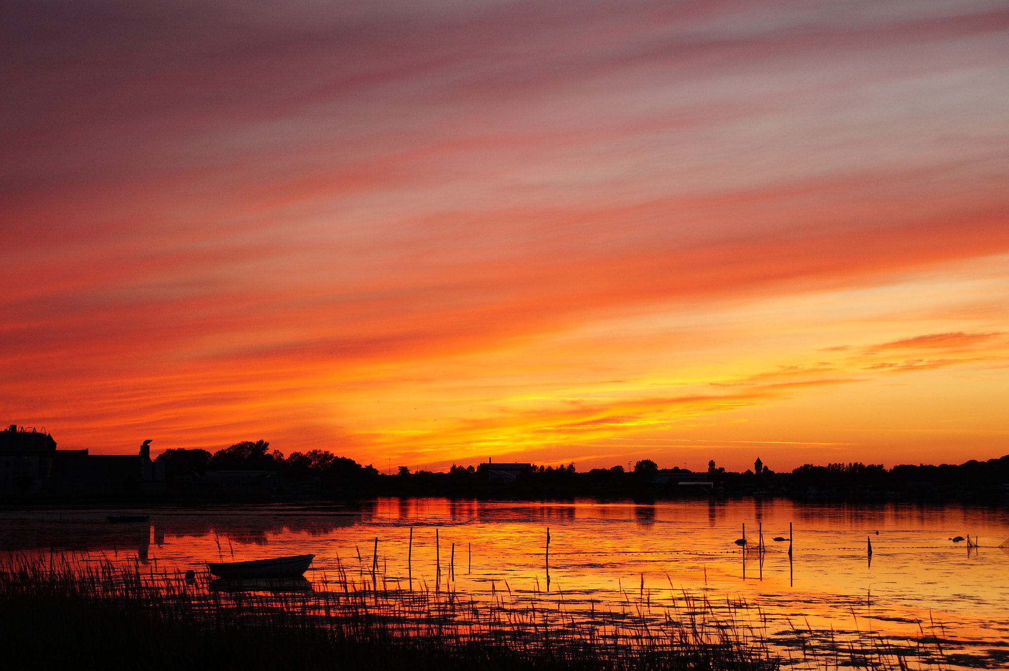 Sony Alpha a3000 + Sony E 18-55mm F3.5-5.6 OSS sample photo. Sunset at korsør photography