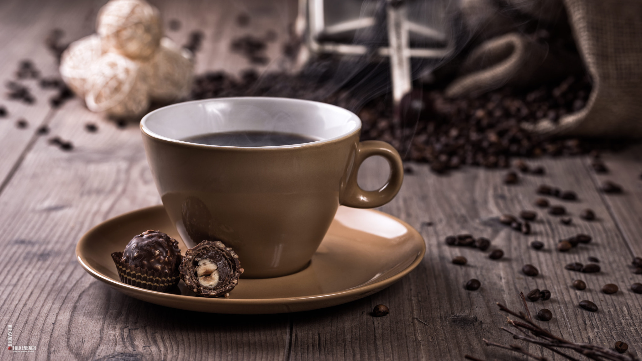 Sigma 105mm F2.8 EX DG Macro sample photo. Cup of coffee photography