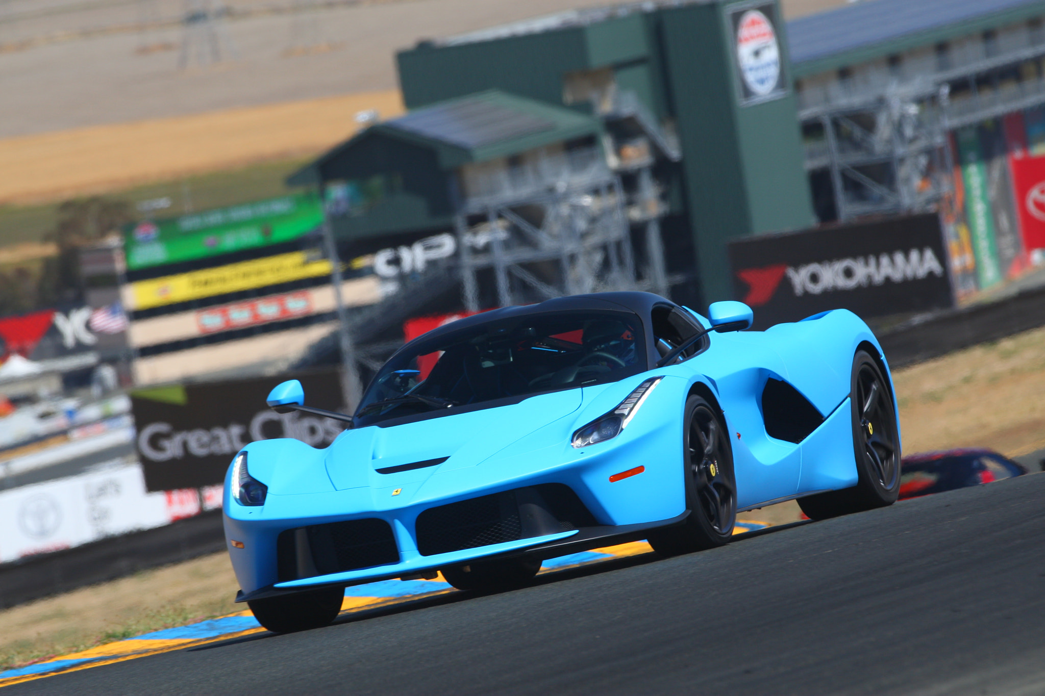 Canon EOS-1D Mark III sample photo. Unforgettable ferrari photography