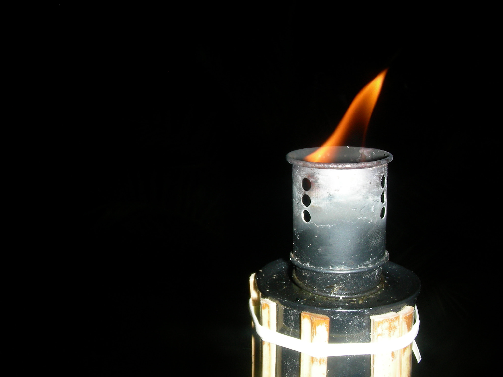 Nikon COOLPIX S4 sample photo. Fire photography