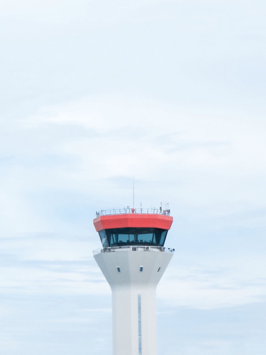 Olympus OM-D E-M10 II sample photo. Tower of male airport photography