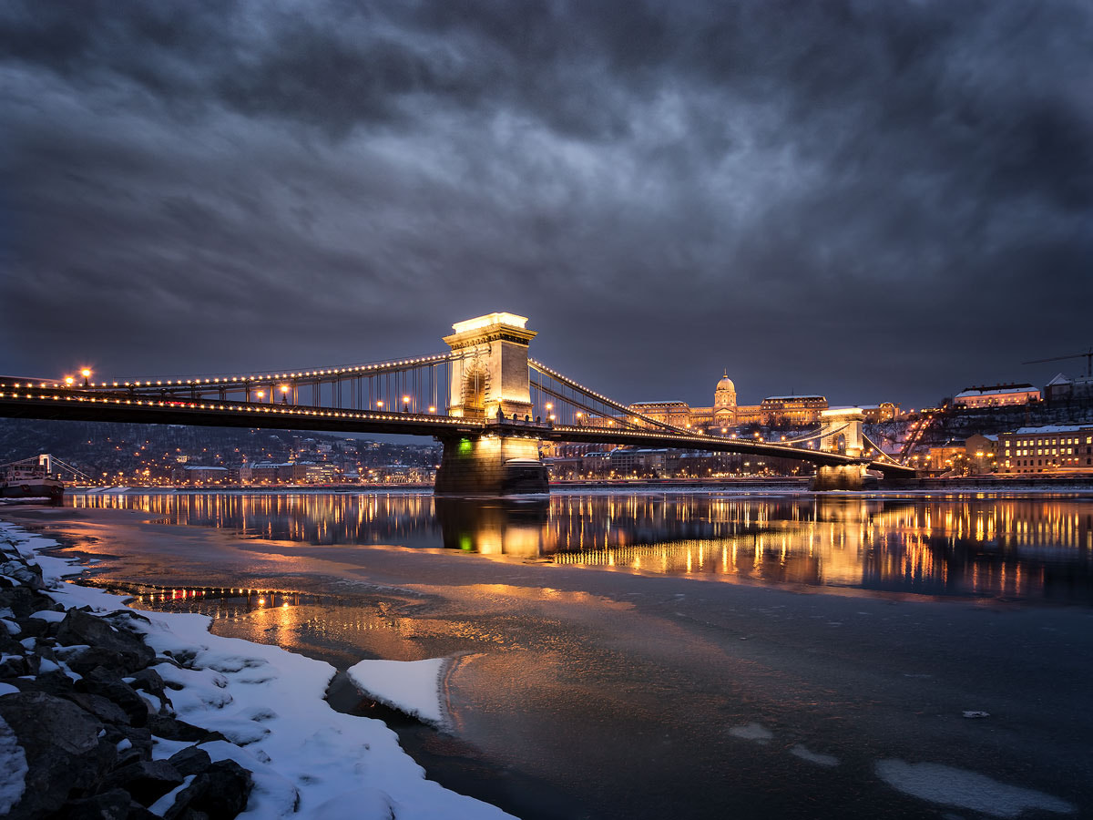 Nikon D5200 + Sigma 10-20mm F3.5 EX DC HSM sample photo. Bdpst by night photography