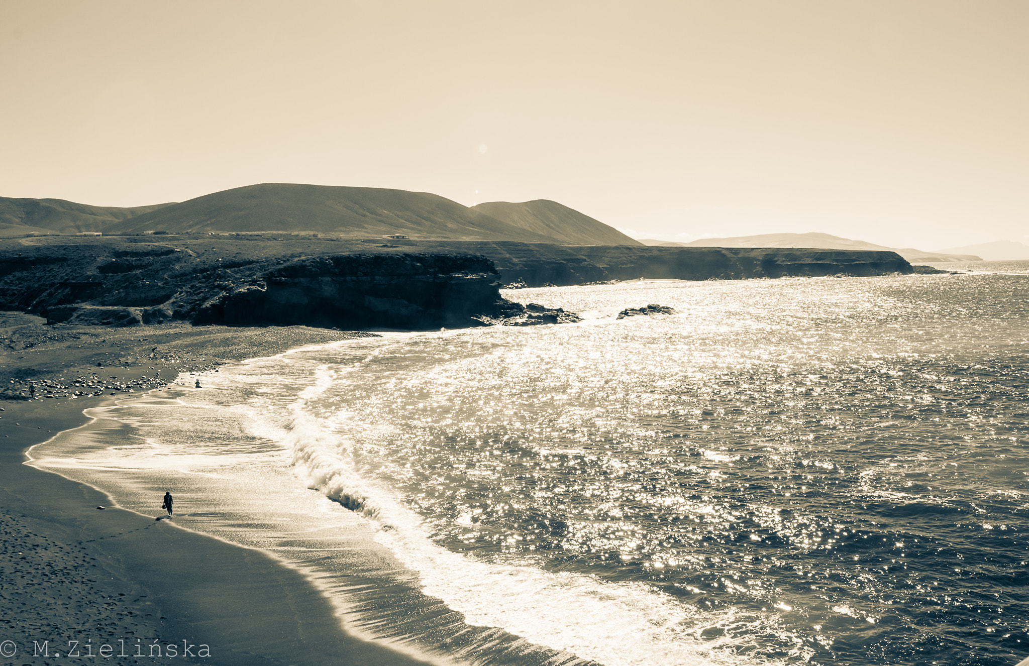 Sigma 17-70mm F2.8-4 DC Macro OS HSM sample photo. Ocean glow photography