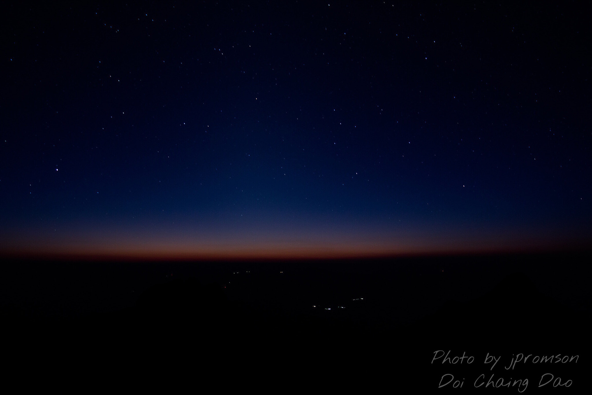 Canon EF 16-35mm F2.8L II USM sample photo. Sunset & star at doi chaing dao,thailand photography