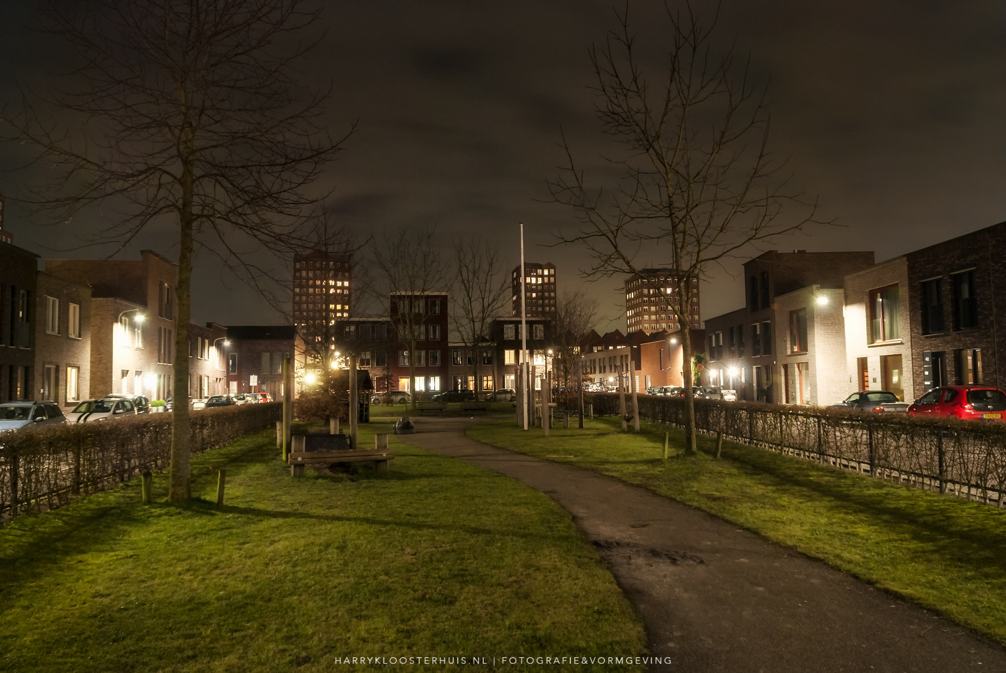 Nikon D80 sample photo. Little park in a street photography