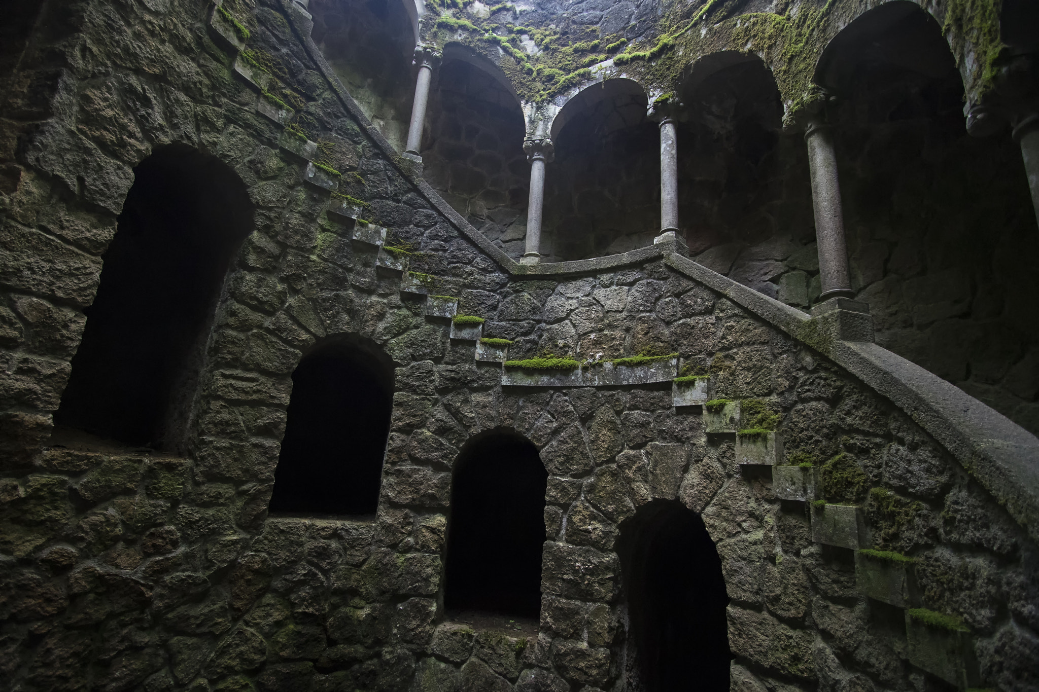 Canon EF-S 10-22mm F3.5-4.5 USM sample photo. Inverted tower, quinta da regaleira, sintra photography