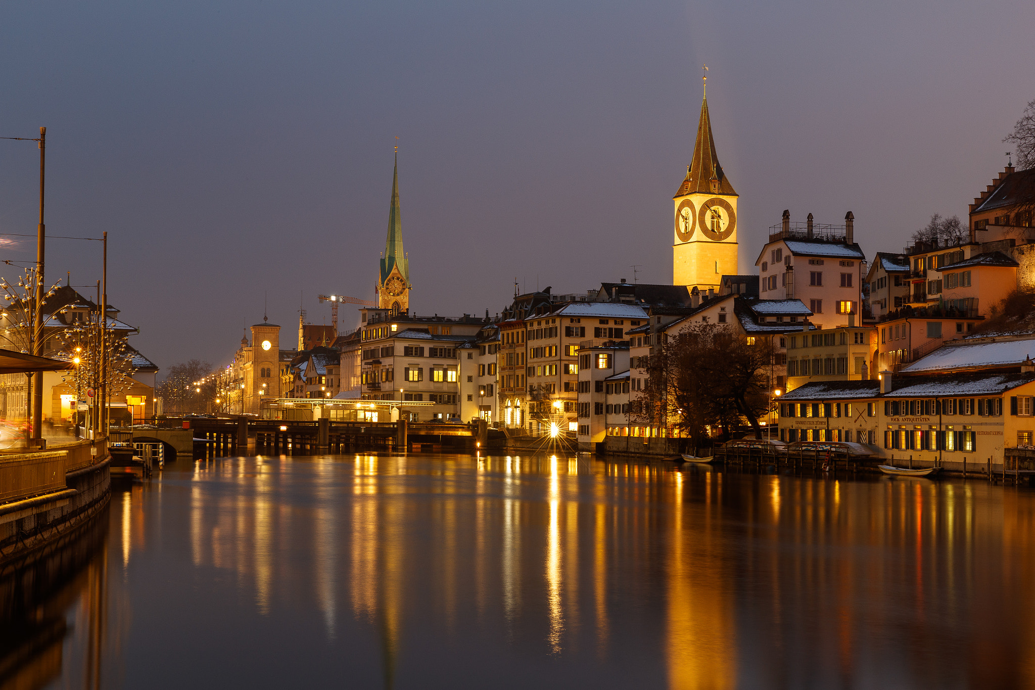 Canon EF 24-70mm F2.8L II USM sample photo. Zürich at night photography