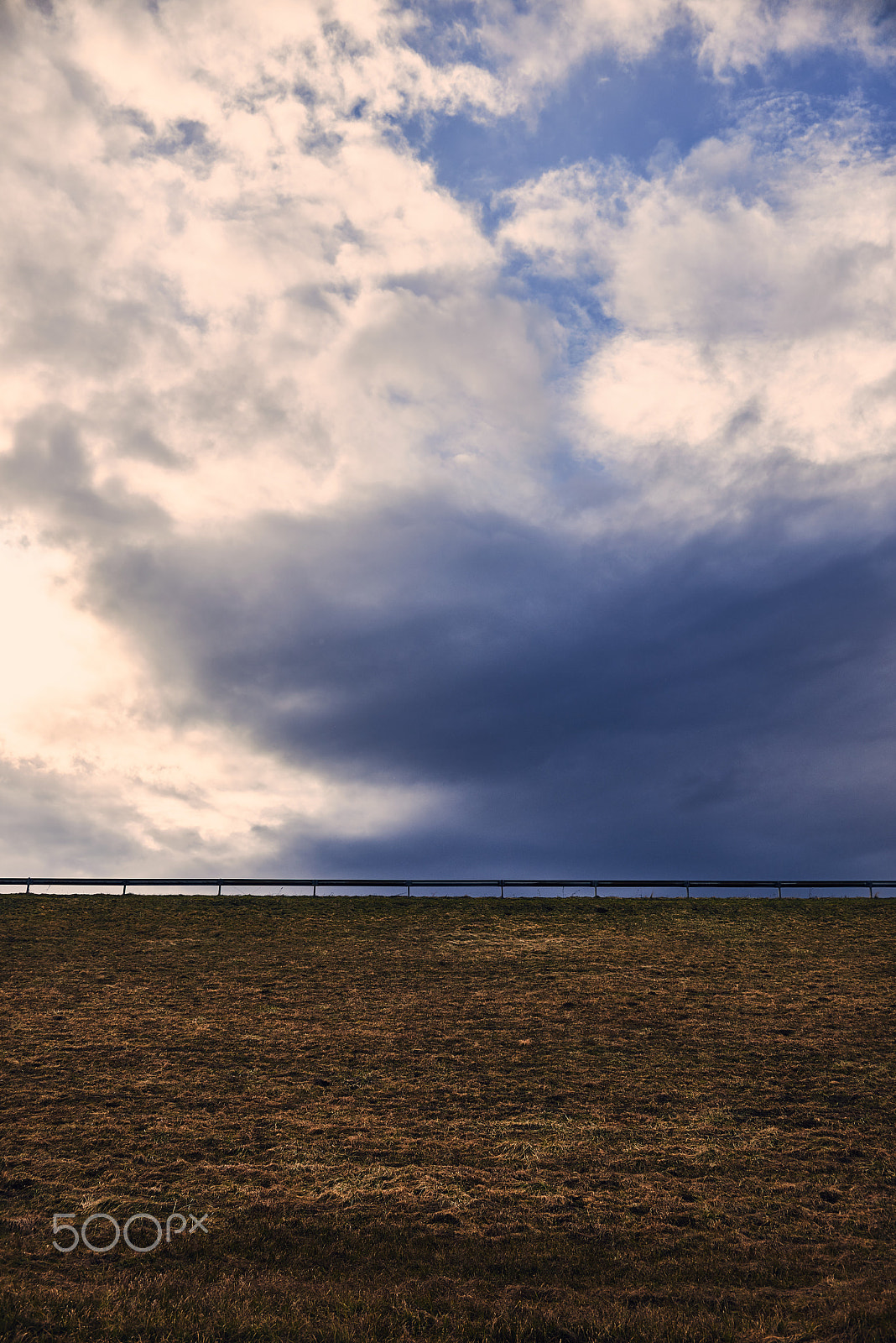 Nikon D610 + Nikon AF-S DX Nikkor 35mm F1.8G sample photo. Between earth & sky photography