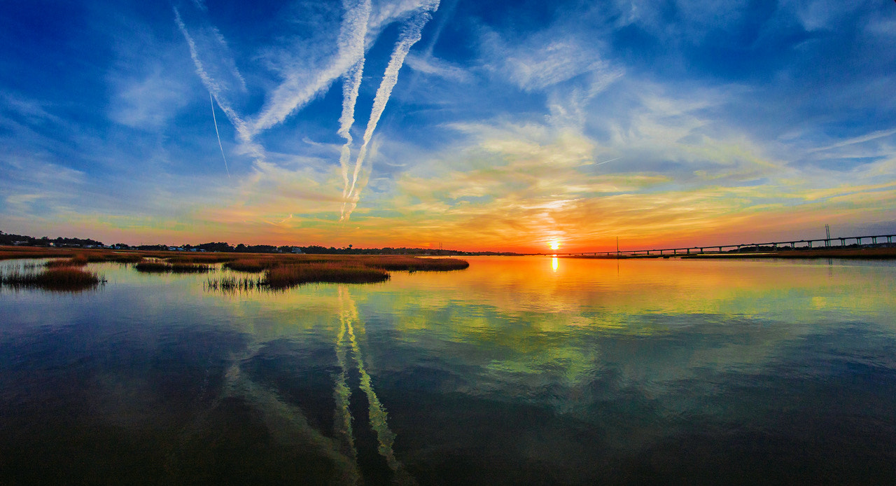 Nikon D3200 + Samyang 8mm F3.5 Aspherical IF MC Fisheye sample photo. Emeraldisle nc sunset photography