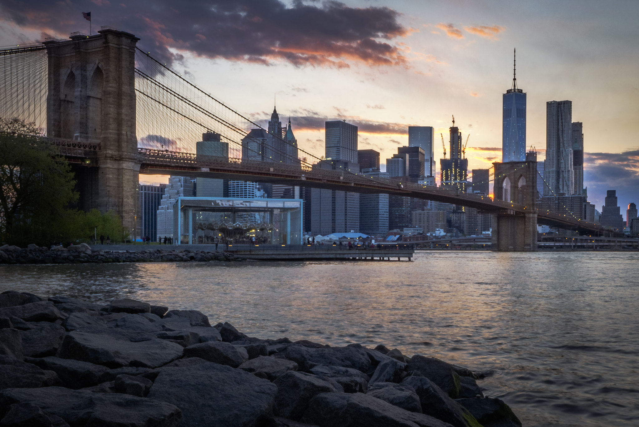 Olympus Zuiko Digital ED 12-60mm F2.8-4.0 SWD sample photo. Brooklyn bridge sunset photography
