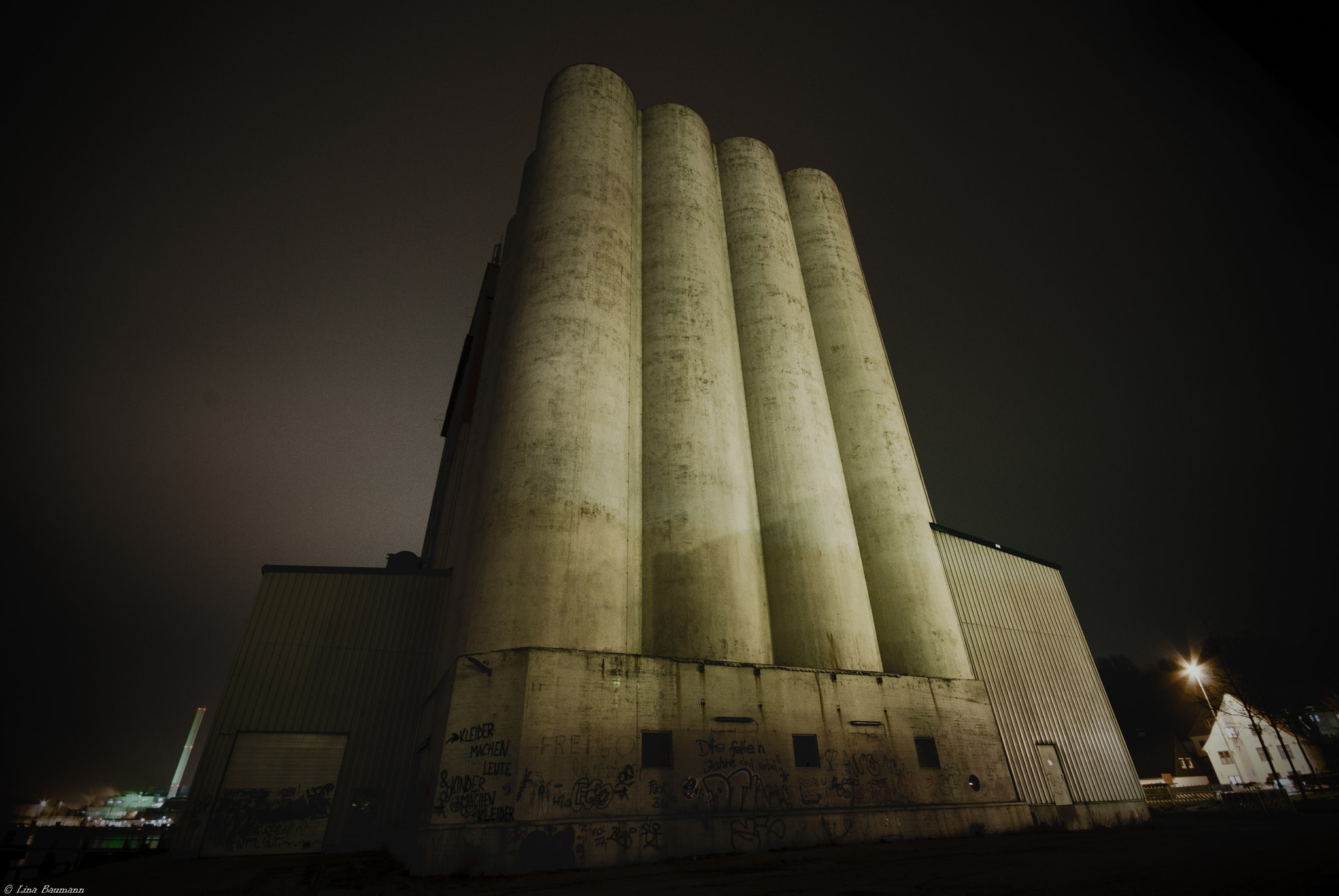 Sigma 10-20mm F4-5.6 EX DC HSM sample photo. Silos in flensburg photography