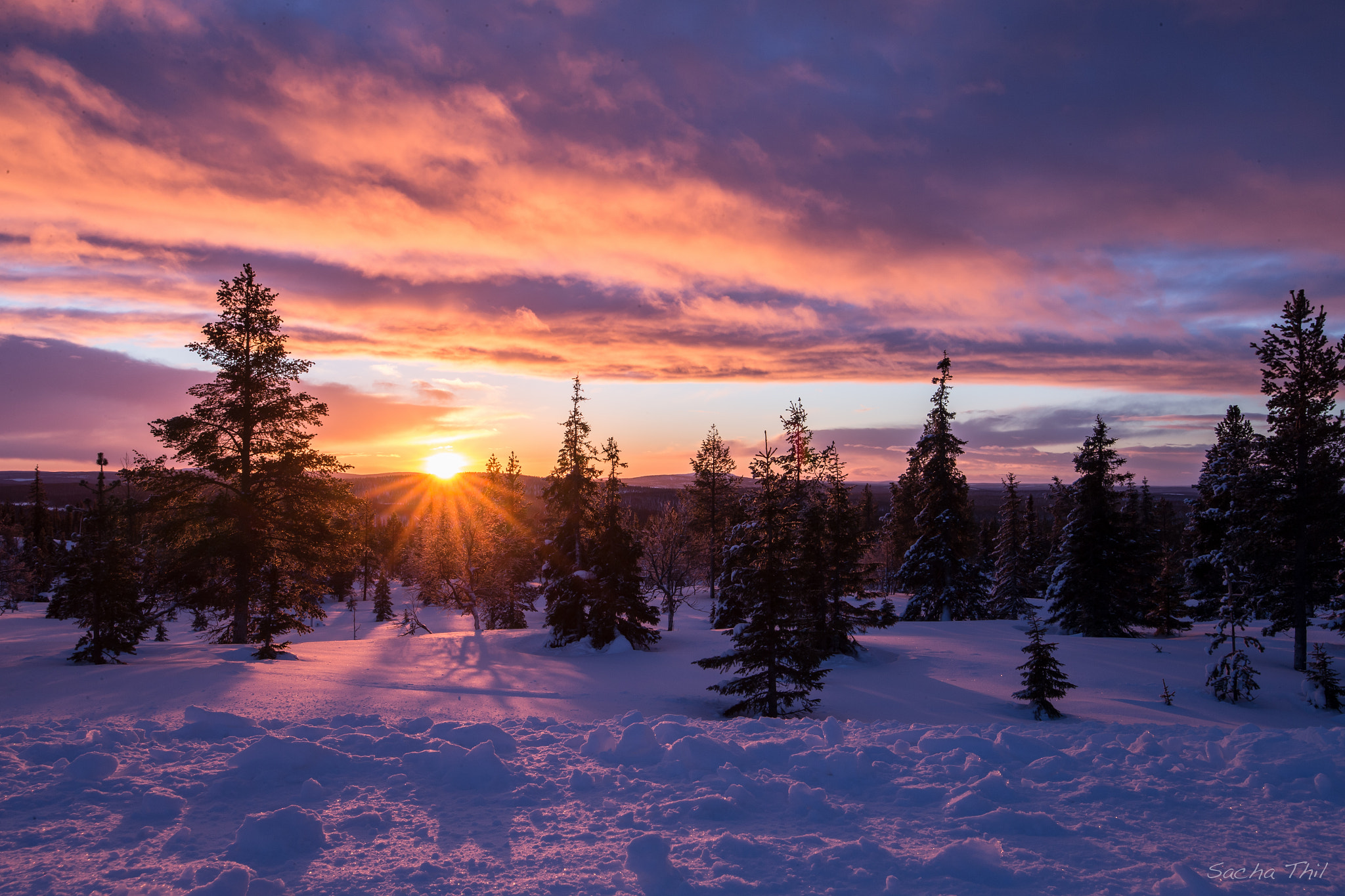 Canon EOS-1D X + Canon EF 300mm f/2.8L sample photo. Sunset in lapland photography