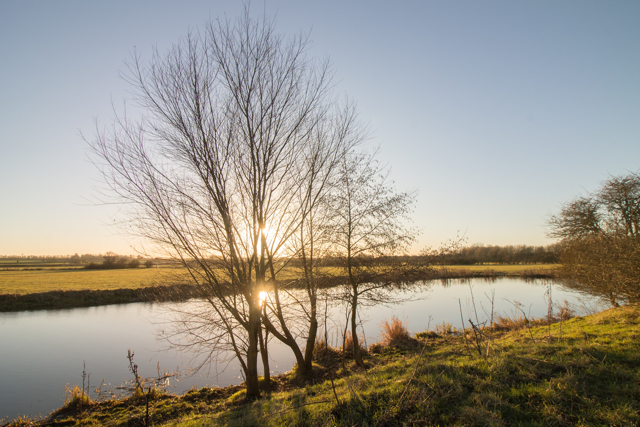 Canon EOS 1100D (EOS Rebel T3 / EOS Kiss X50) sample photo. Port holme meadow, cambridgeshire, winter sunset photography